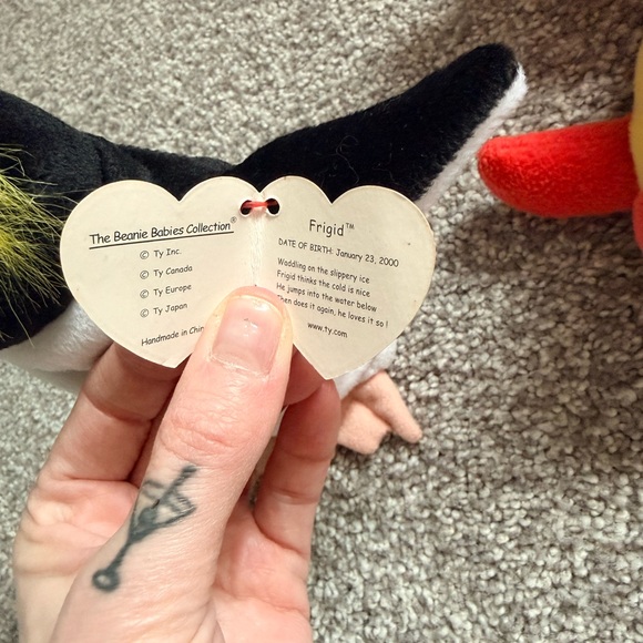 Beanie baby Penguin with Fish plush bundle - Picture 10 of 10